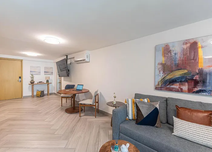 Homero 538: Equipados En Polanco Apartment